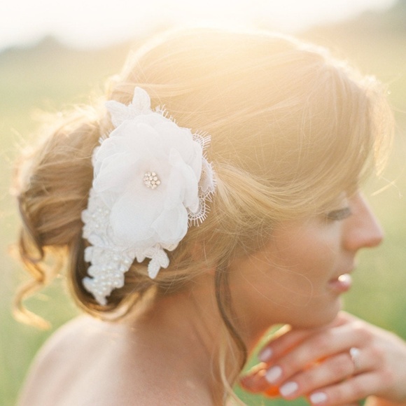 Bridal Hairpiece. Wedding Headpiece.